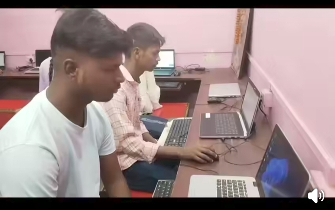 COMPUTER LAB